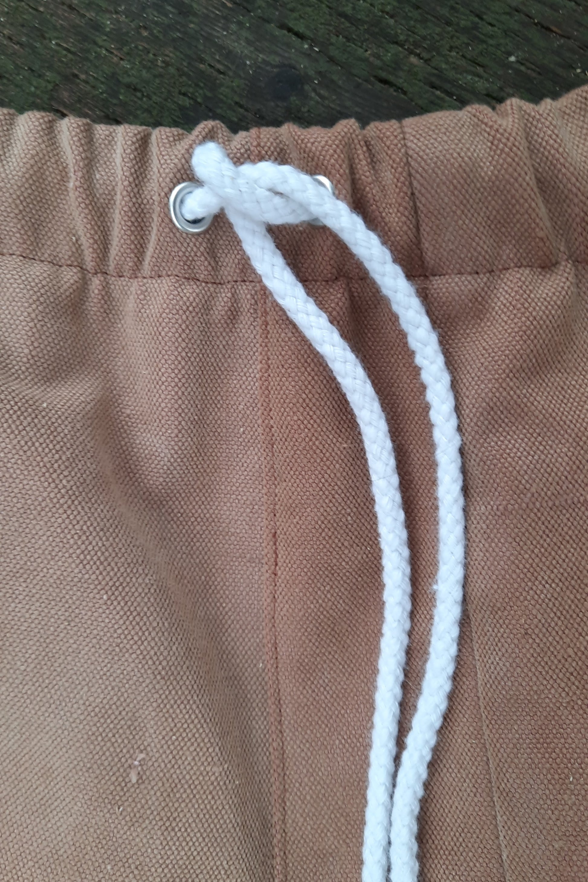 drawstring cord on shorts