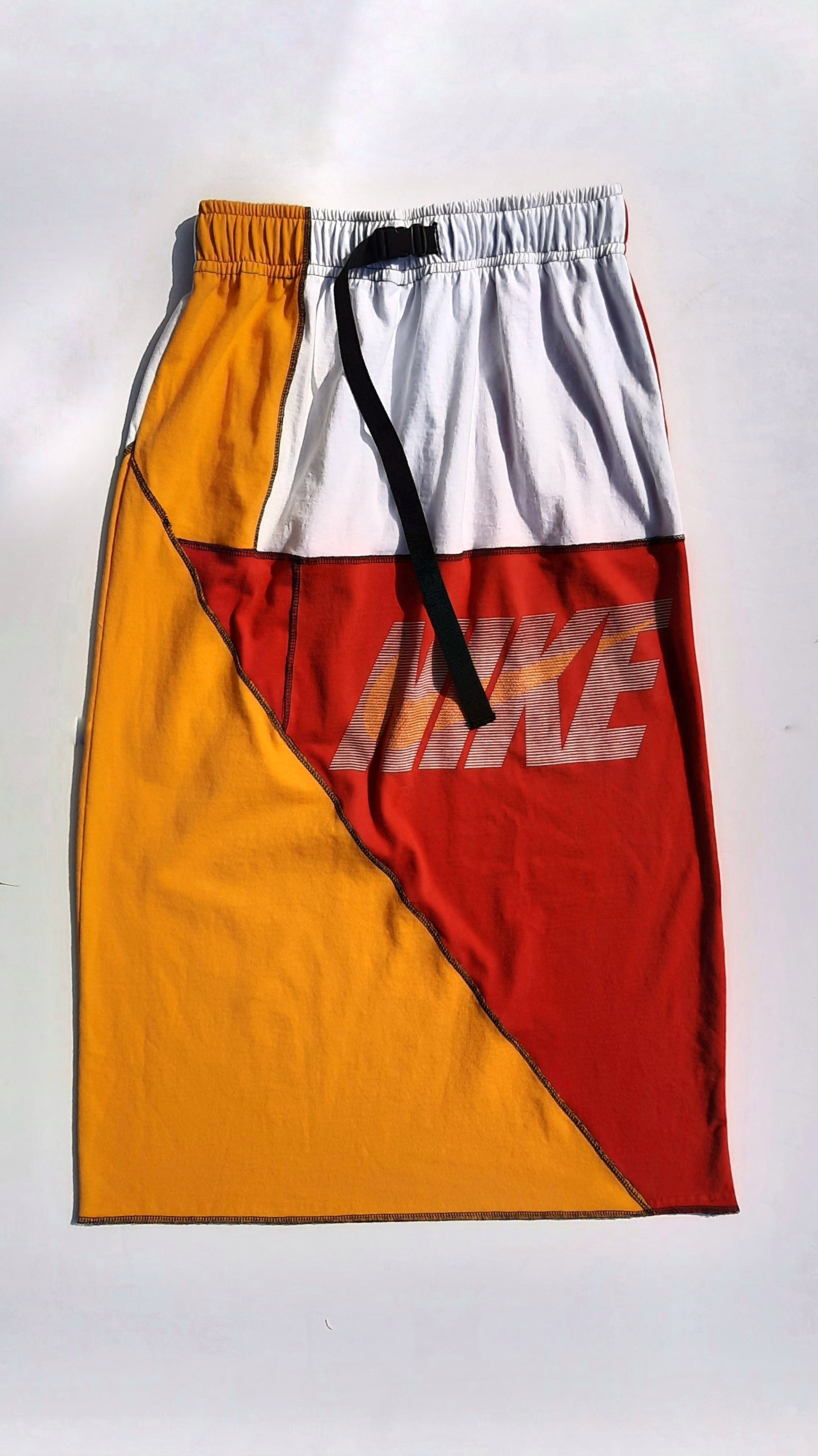The Netherland Nike Tee-Skirt 23-34" waist